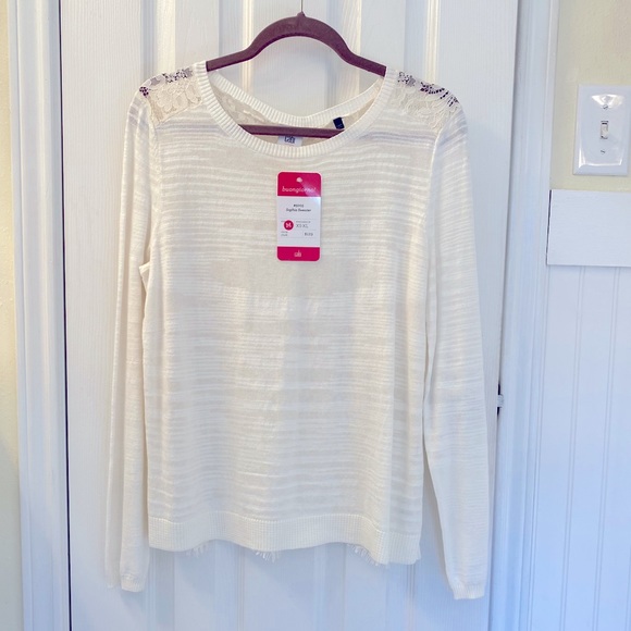 CAbi Sweater - Picture 1 of 4